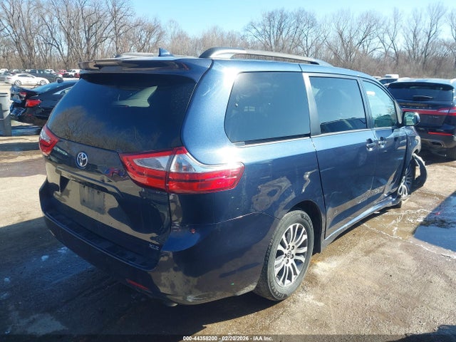 2018 TOYOTA SIENNA 5TDYZ3DC3JS933923 Photo 3