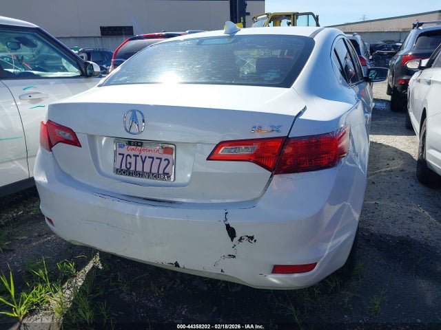 Acura Ilx 2.0l 2015 19VDE1F57FE004731 Image 16