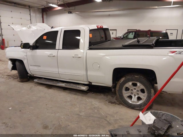 2019 CHEVROLET SILVERADO 1500 LD 2GCVKPEC3K1240727 Photo 2