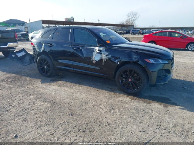 2021 JAGUAR F-PACE SADCJ2EU4MA666073