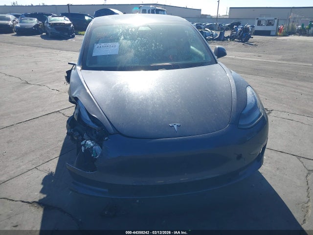 44358242 :رقم المزاد ، 5YJ3E1EB6MF999486 vin ، 2021 Tesla Model 3 Long Range Dual Motor All-wheel Drive مزاد بيع
