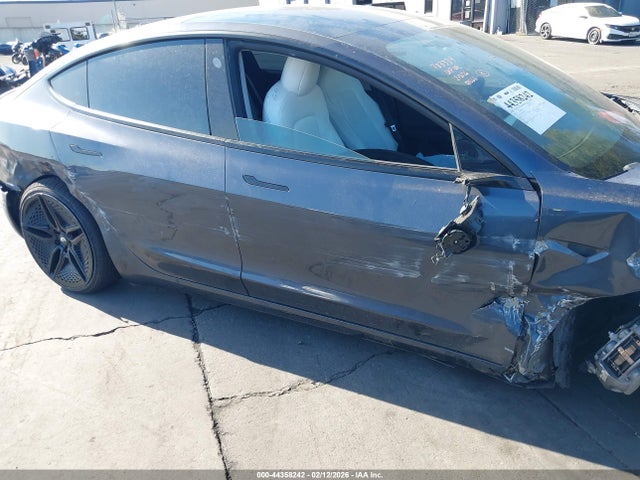 44358242 :رقم المزاد ، 5YJ3E1EB6MF999486 vin ، 2021 Tesla Model 3 Long Range Dual Motor All-wheel Drive مزاد بيع