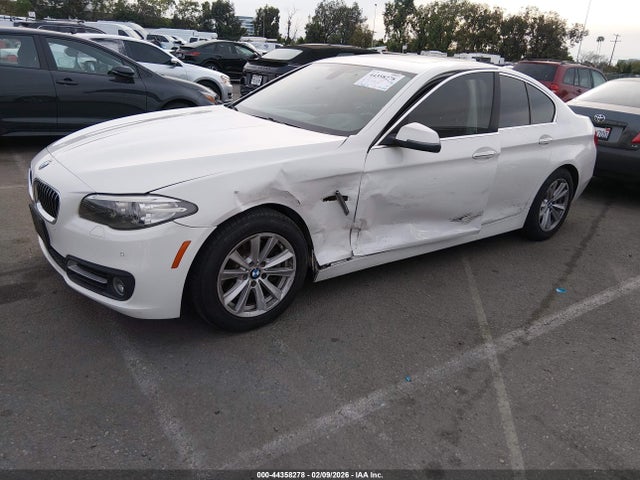 2016 BMW 528I WBA5A5C50GD527561 Photo 1
