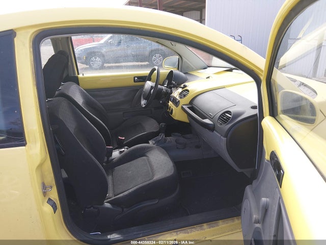2001 VOLKSWAGEN NEW BEETLE 3VWBS21C91M419726 Photo 4