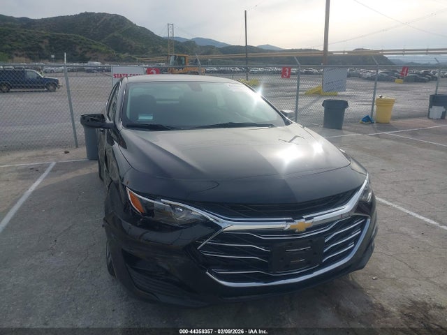 1G1ZD5ST0NF201524 Chevrolet Malibu Fwd Lt