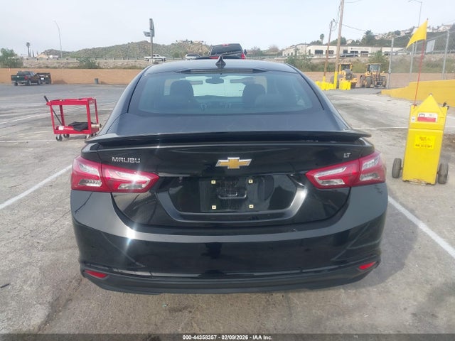 1G1ZD5ST0NF201524 Chevrolet Malibu Fwd Lt