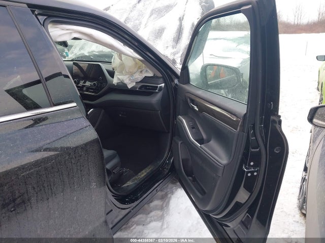 Toyota Highlander Hybrid Platinum 2025 5TDEBRCH7SS663734 Image 5
