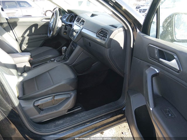 44358379 :رقم المزاد ، 3VV2B7AX7JM188491 vin ، 2018 Volkswagen Tiguan 2.0t Se/2.0t Sel مزاد بيع