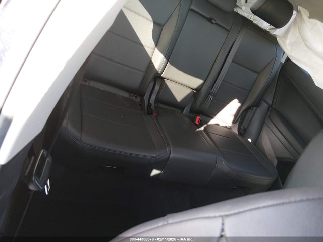 44358379 :رقم المزاد ، 3VV2B7AX7JM188491 vin ، 2018 Volkswagen Tiguan 2.0t Se/2.0t Sel مزاد بيع