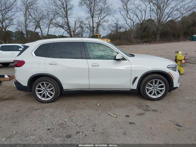 5UXCR6C56KLL36605 BMW X5 Xdrive40i