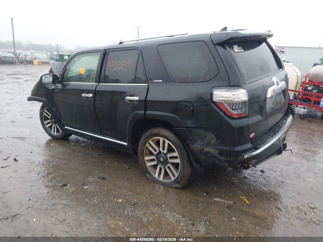 2014 TOYOTA 4RUNNER JTEBU5JR6E5182901 Photo 2