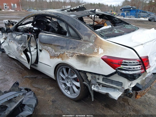 2015 MERCEDES-BENZ E 400 WDDKJ6HBXFF303085 Photo 2