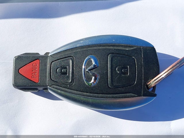 SJKCH5CR8HA026605 Infiniti Qx30 Premium