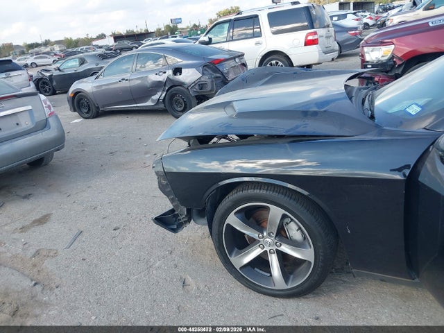 Aukcja sprzedaży 2016 Dodge Challenger Sxt Plus, vin: 2C3CDZAG4GH240695, numer aukcji: 44358472