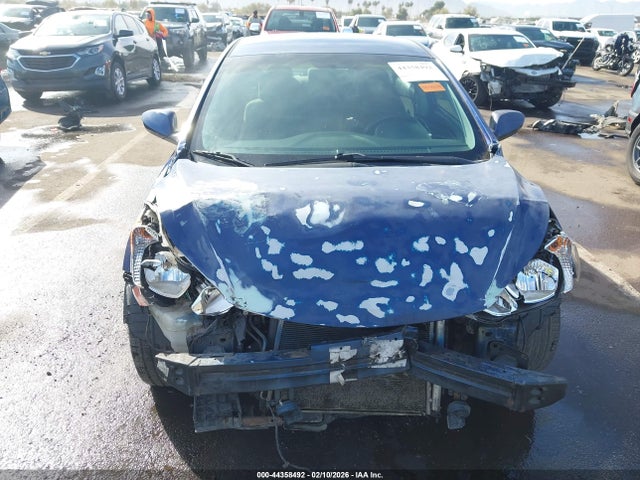 5NPDH4AE0FH586187 Hyundai ELANTRA SE