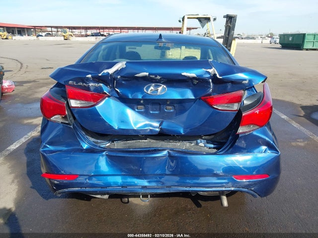 5NPDH4AE0FH586187 Hyundai ELANTRA SE