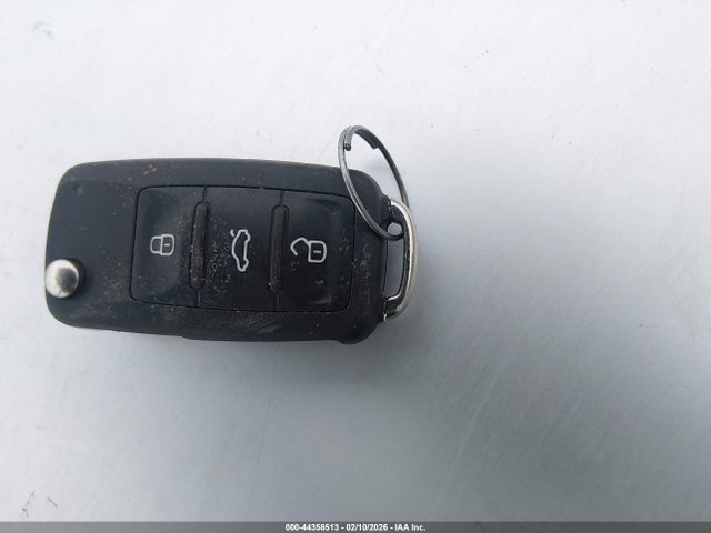 3VWRA7AT6FM625978 Volkswagen Beetle 2.0l Tdi