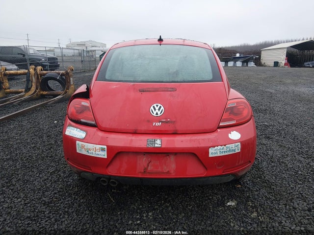 3VWRA7AT6FM625978 Volkswagen Beetle 2.0l Tdi