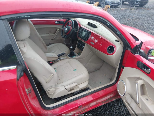 3VWRA7AT6FM625978 Volkswagen Beetle 2.0l Tdi