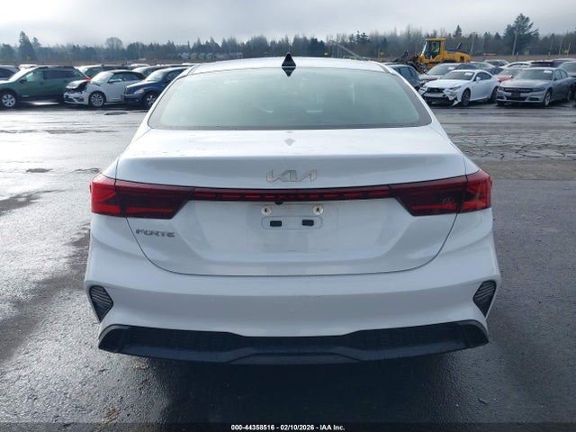 3KPF24AD6PE596620 KIA Forte Lxs