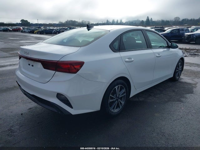 3KPF24AD6PE596620 KIA Forte Lxs
