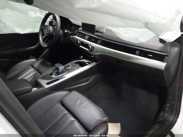 Aukcja sprzedaży 2019 Audi A4 45 Premium, vin: WAUDNAF4XKA115413, numer aukcji: 44358546