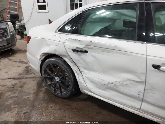 Aukcja sprzedaży 2019 Audi A4 45 Premium, vin: WAUDNAF4XKA115413, numer aukcji: 44358546