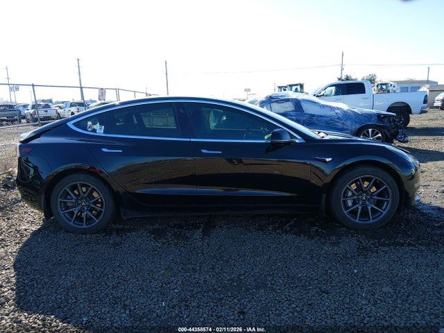 Продаж на аукціоні авто 2018 Tesla Model 3 Long Range/mid Range, vin: 5YJ3E1EA9JF098518, номер лоту: 44358574