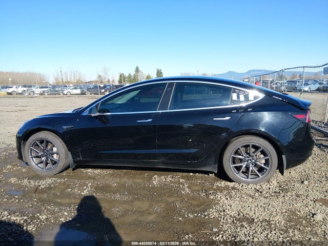 Продаж на аукціоні авто 2018 Tesla Model 3 Long Range/mid Range, vin: 5YJ3E1EA9JF098518, номер лоту: 44358574