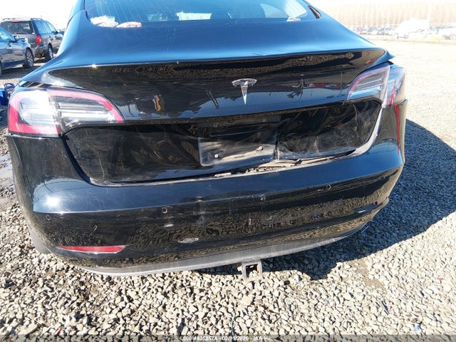 2018 TESLA MODEL 3 5YJ3E1EA9JF098518 Photo 5