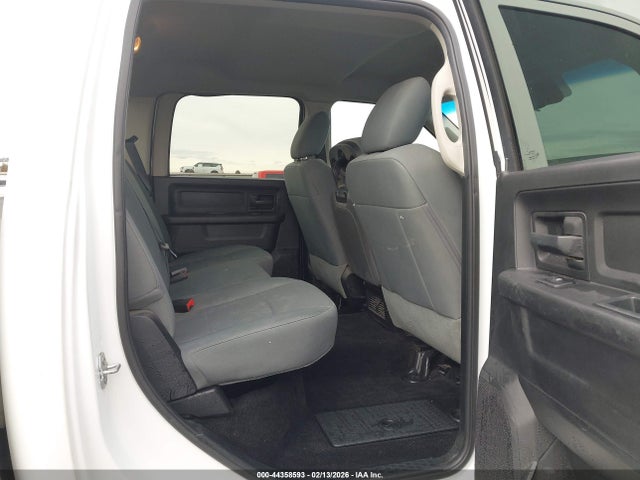 3C6UR5CL5GG231161 RAM 2500 Tradesman