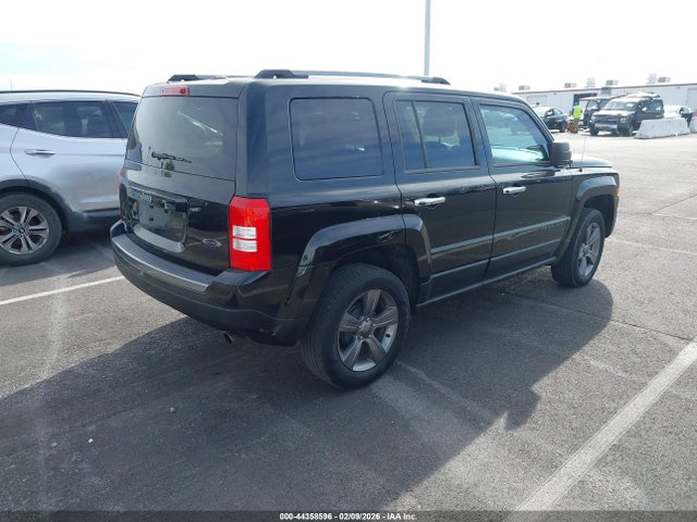 1C4NJPBA0GD726638 Jeep Patriot Sport Se