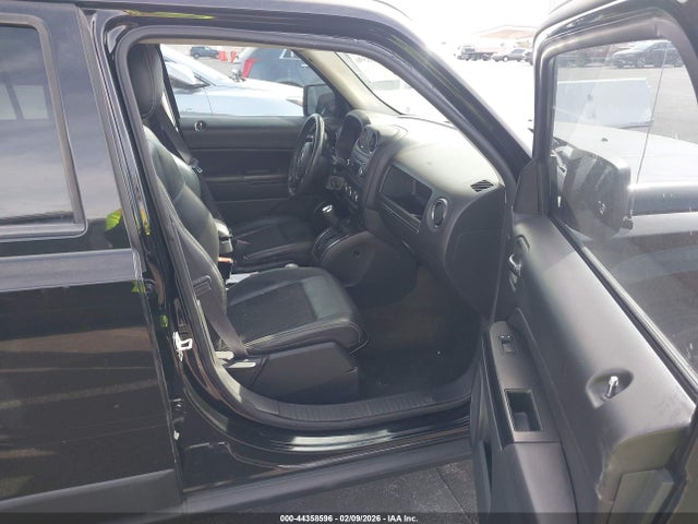 1C4NJPBA0GD726638 Jeep Patriot Sport Se