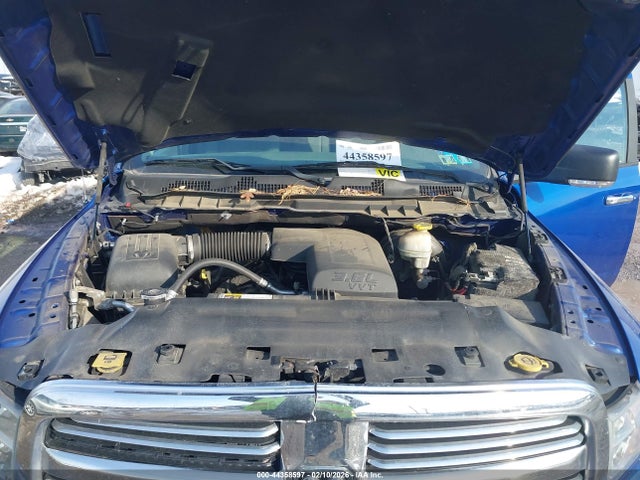 44358597 :رقم المزاد ، 1C6RR7LG7JS215466 vin ، 2018 Ram 1500 مزاد بيع