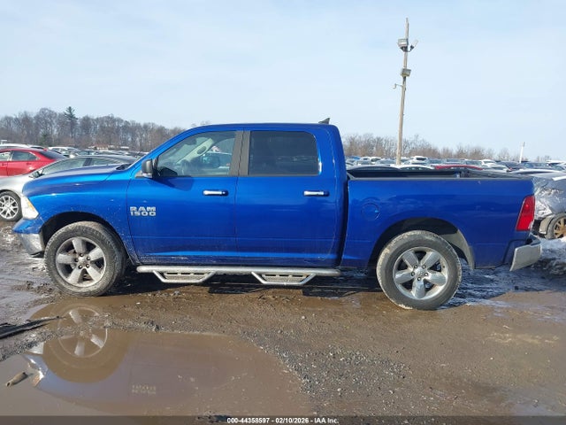 44358597 :رقم المزاد ، 1C6RR7LG7JS215466 vin ، 2018 Ram 1500 مزاد بيع