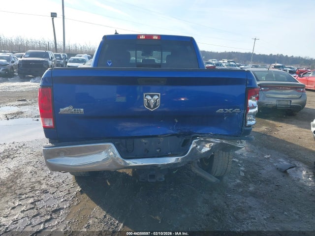 44358597 :رقم المزاد ، 1C6RR7LG7JS215466 vin ، 2018 Ram 1500 مزاد بيع