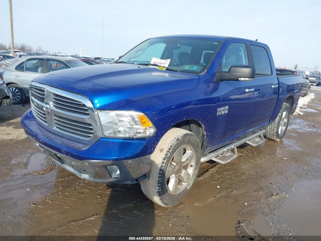44358597 :رقم المزاد ، 1C6RR7LG7JS215466 vin ، 2018 Ram 1500 مزاد بيع