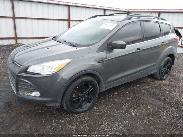 1FMCU0GXXGUC77256 Ford ESCAPE SE