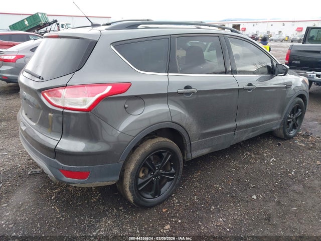 1FMCU0GXXGUC77256 Ford ESCAPE SE