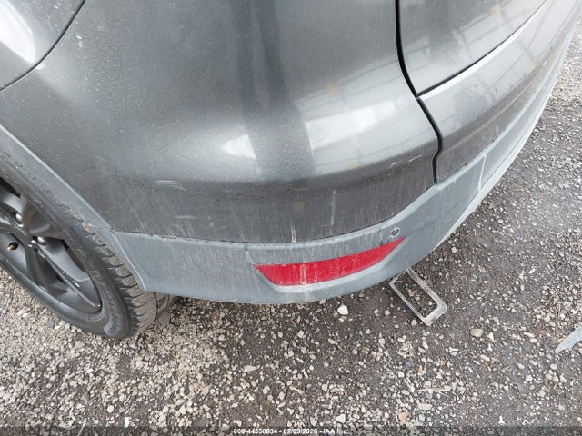 1FMCU0GXXGUC77256 Ford ESCAPE SE