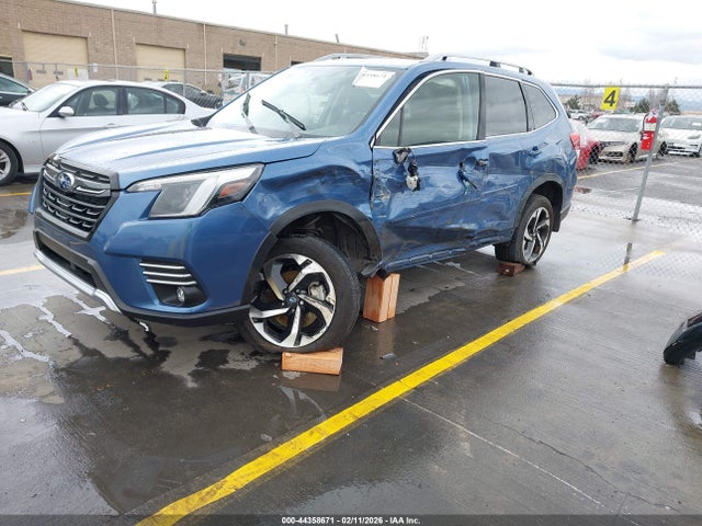 Subaru Forester Touring 2023 JF2SKARC5PH524912 Image 2