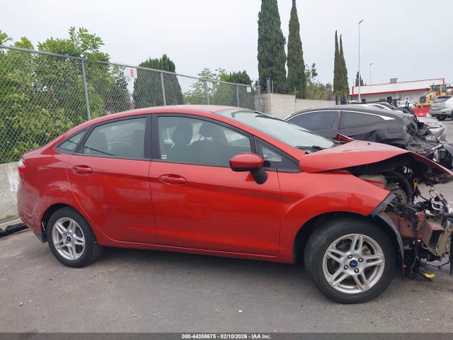 Ford FIESTA SE 2018 3FADP4BJ2JM121837 Image 14