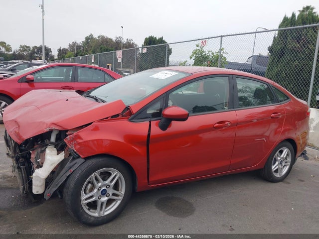Ford FIESTA SE 2018 3FADP4BJ2JM121837 Image 15