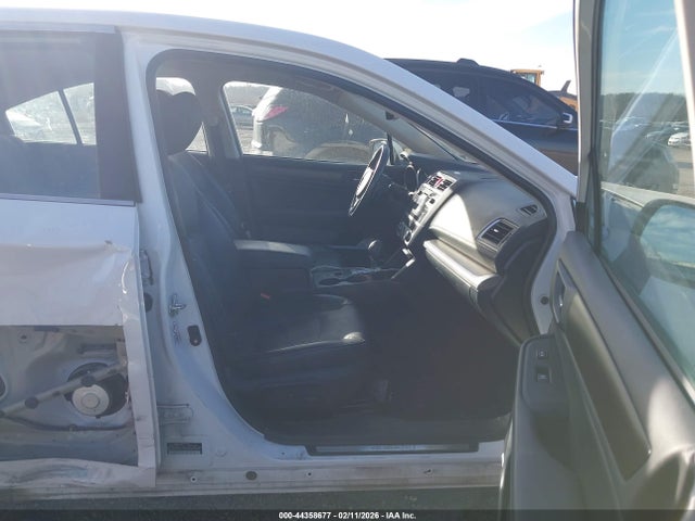 Продажа на аукционе авто 2017 Subaru Legacy 2.5i Limited, vin: 4S3BNAN67H3066231, номер лота: 44358677