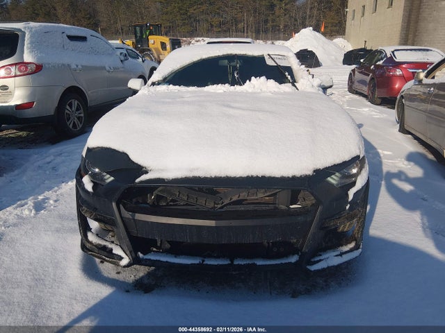 Ford Mustang Ecoboost Premium Fastback 2020 1FA6P8TH1L5132090 Image 13