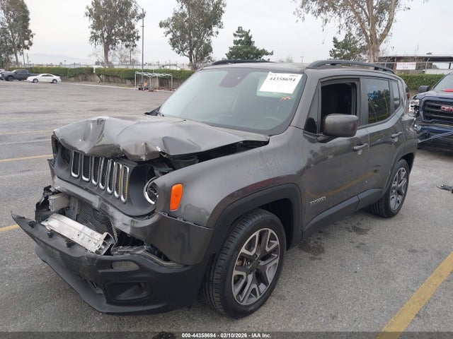 ZACCJABTXGPE17623 Jeep Renegade Latitude