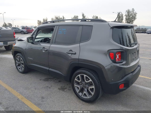 ZACCJABTXGPE17623 Jeep Renegade Latitude