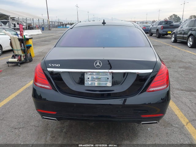 Mercedes-Benz S 550 2014 WDDUG8CB7EA018561 Image 16