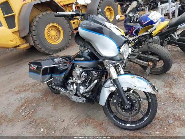 2012 HARLEY-DAVIDSON FLHTK 1HD1KEM12CB635596