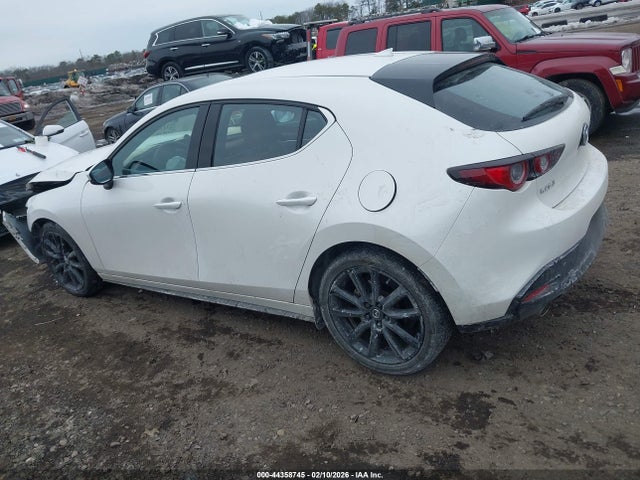 Продажа на аукционе авто 2022 Mazda Mazda3 Premium, vin: JM1BPAML1N1517727, номер лота: 44358745